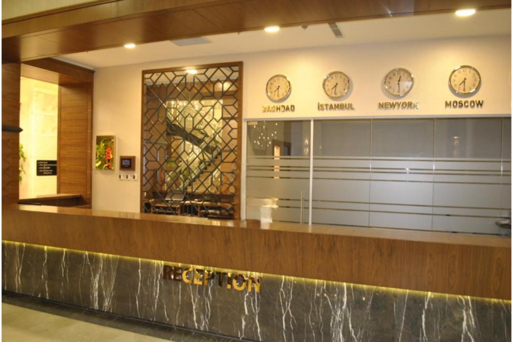 Kurmick Maysan Hotel 9/66