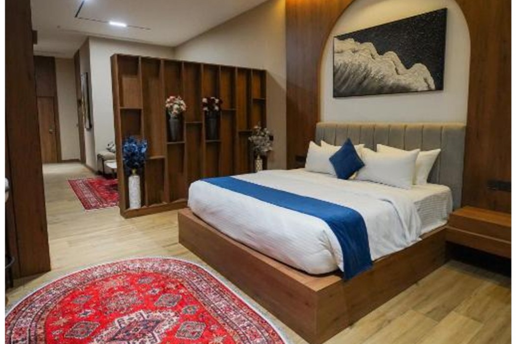 Kurmick Maysan Hotel 14/66
