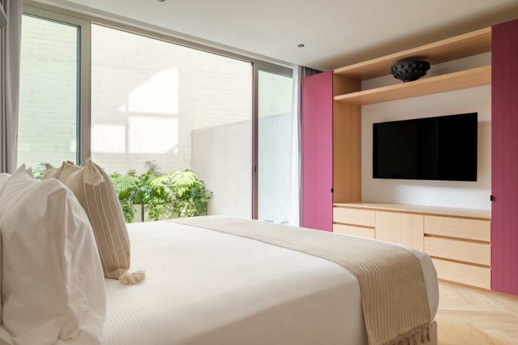Casa Cibeles by Lumina 24/216