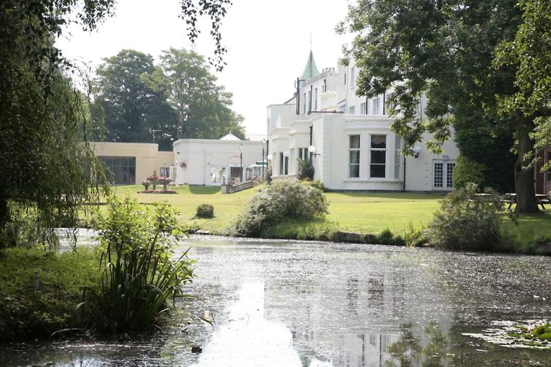 Botleigh Grange Hotel 2/34
