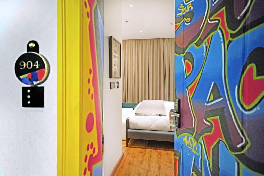 Ambiance Boutique Art Hotel Islamabad 12/78