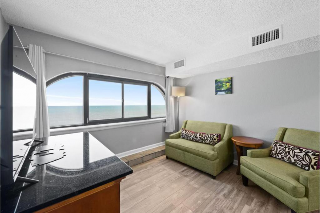 Capital O Sunset Waves Hotel Myrtle Beach Oceanfront 17/63