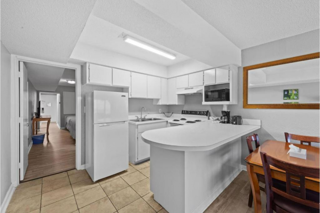 Capital O Sunset Waves Hotel Myrtle Beach Oceanfront 14/63