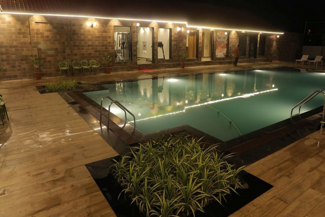 Sarovar Portico Somnath 32/72