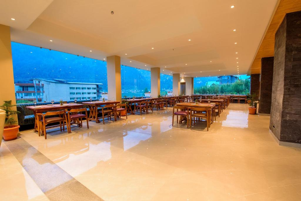 Naturevilas Sarovar Premiere Manali 39/65