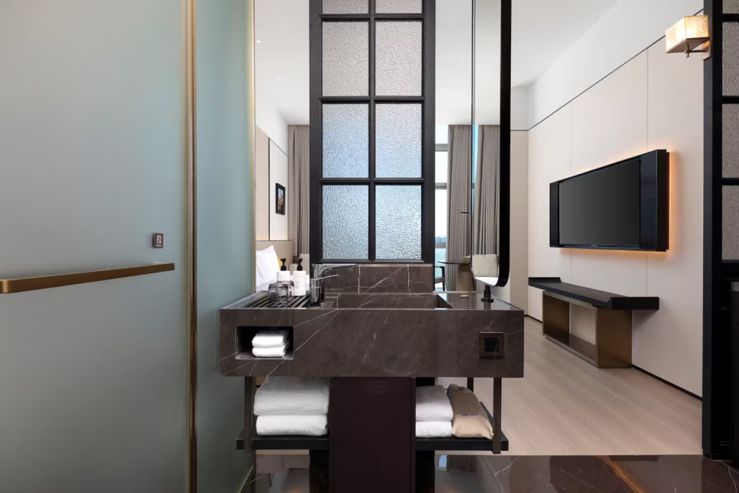 Days Hotel by Wyndham Shantou Zhugang 12/30