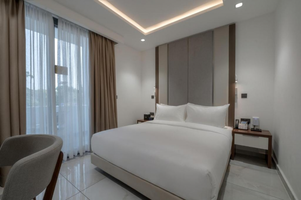 The Pelican Hotel 10/42
