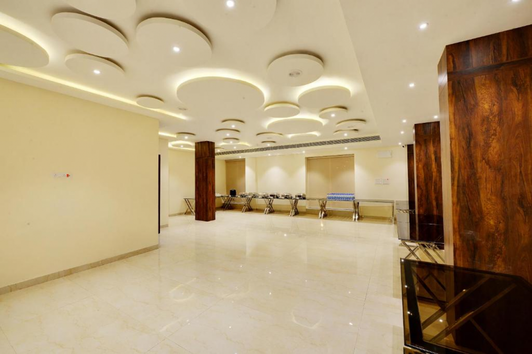Mastiff Select Gulbarga Hotel 6/49