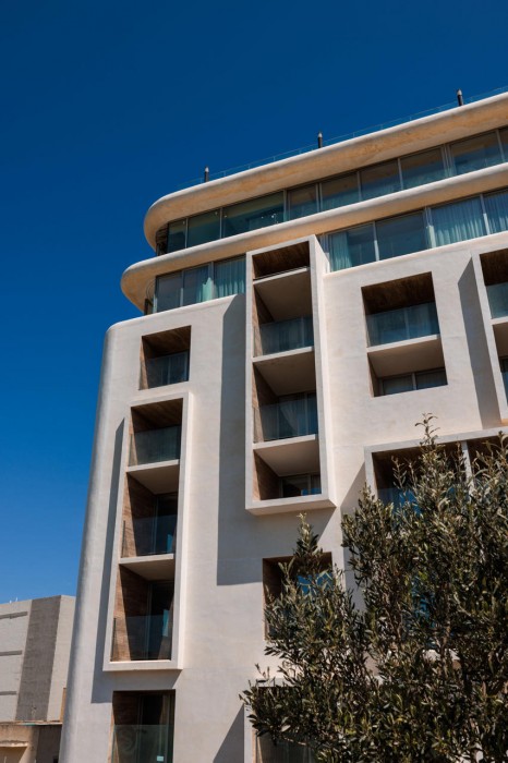 Reef Hotel & Spa 6/87