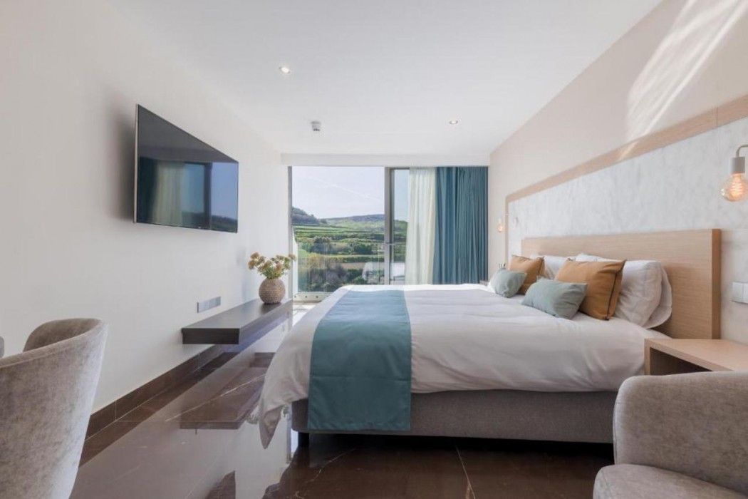 Reef Hotel & Spa 43/87