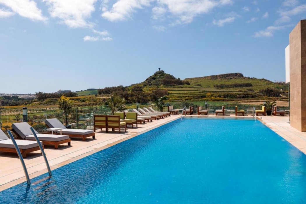 Reef Hotel & Spa 58/87