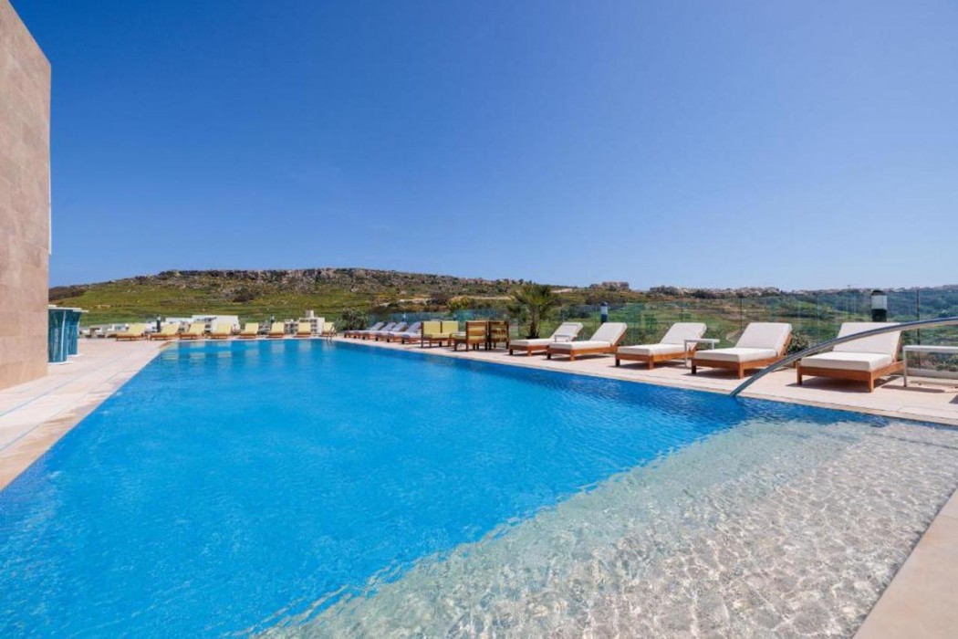 Reef Hotel & Spa 57/87