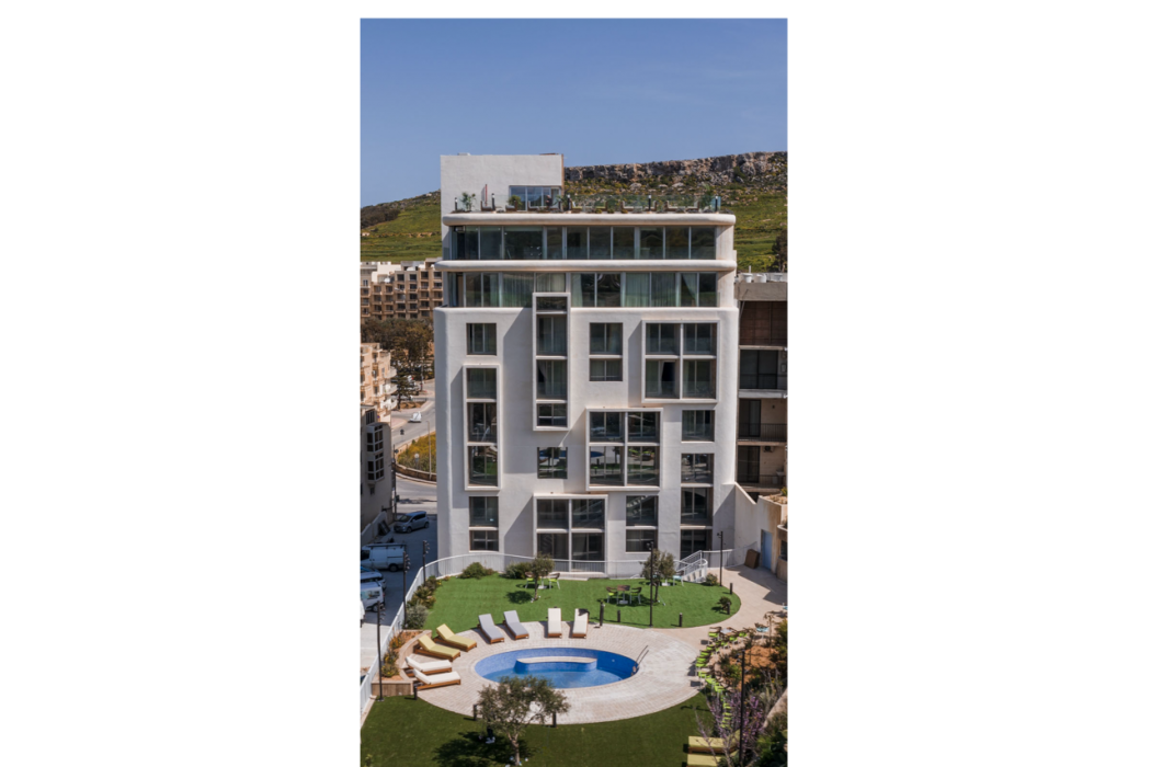 Reef Hotel & Spa 1/87