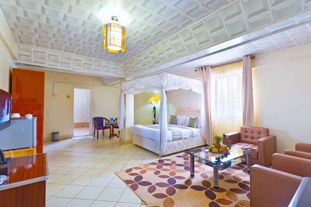 Hotel Nokras Muranga 8/55