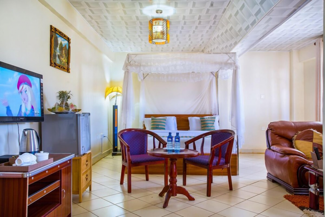 Hotel Nokras Muranga 11/55