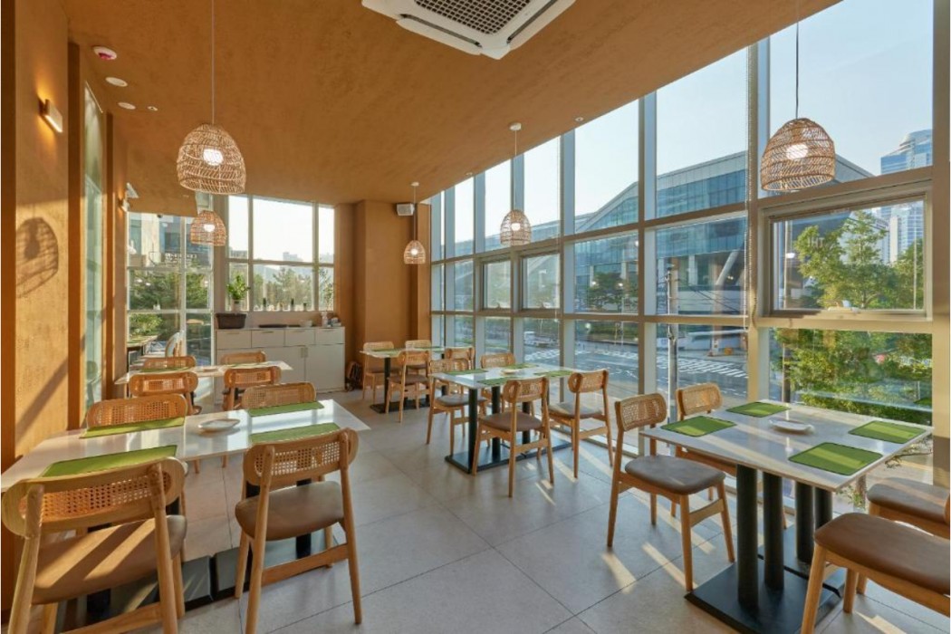 Travelodge Suites Busan Centum 55/68