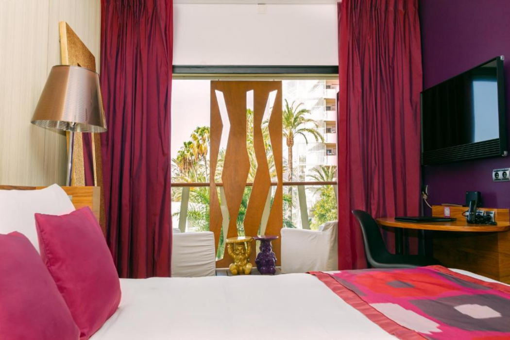 Bohemia Suites and Spa - Adults Only 11/75