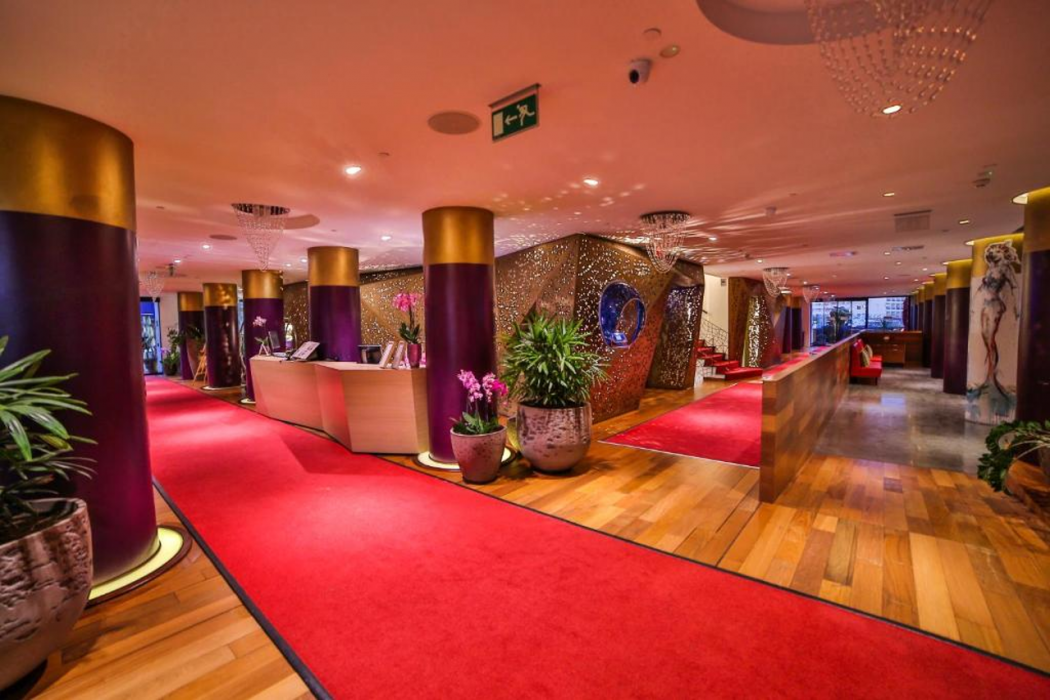 Bohemia Suites and Spa - Adults Only 6/75
