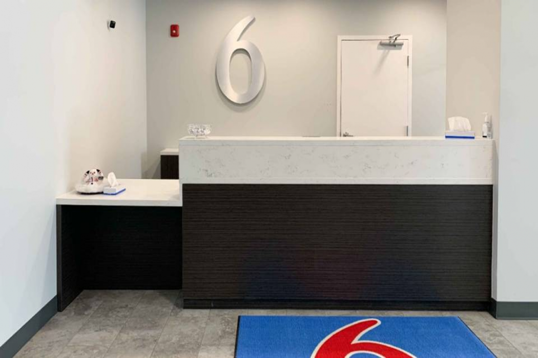 Lobby at Studio6 Hornepayne, ON, Hornepayne