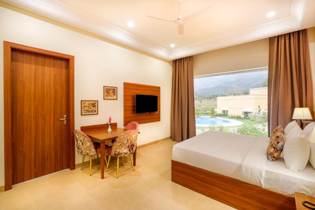 Club Mahindra Patkote Resort 8/38