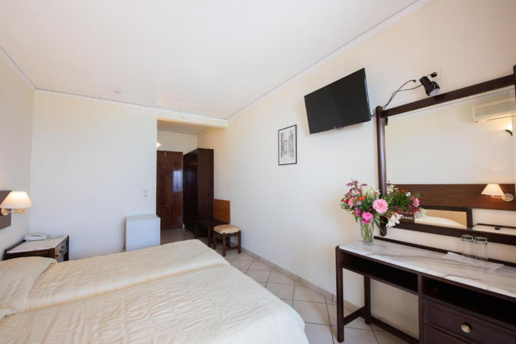 Aphrodite Beach Hotel Corfu 13/49