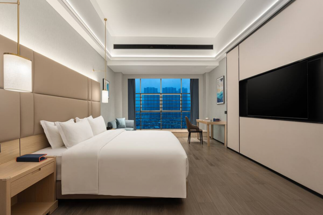 Days Hotel by Wyndham Shenzhen Sanlian 7/13