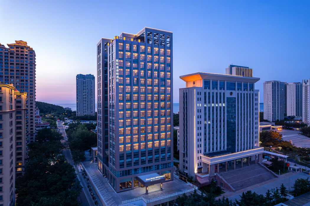 Days Hotel by Wyndham Weihai Huoju Eight Street 1/37