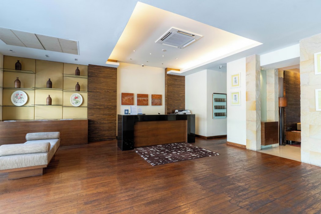 Journeyhub Bangkok Sukhumvit 26 10/78