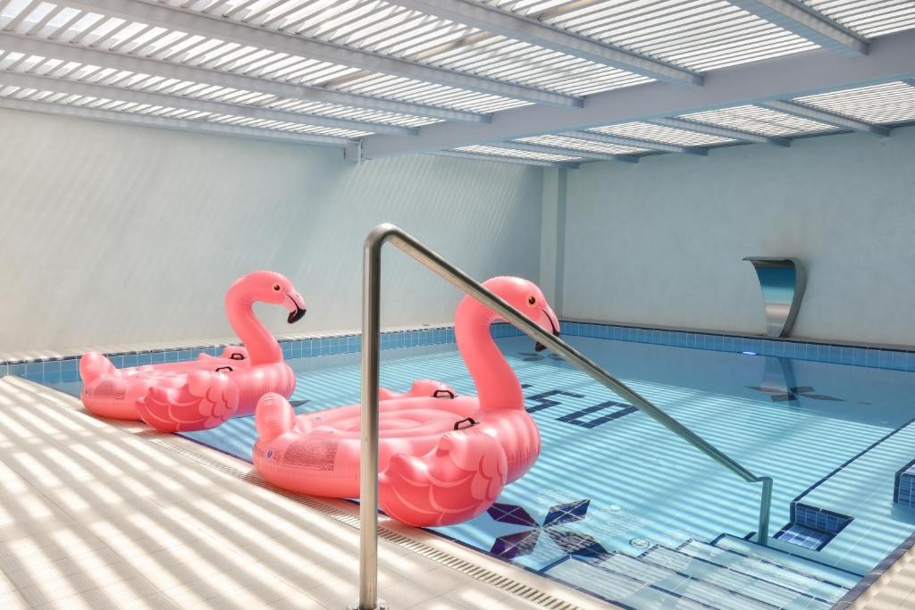 Flamingo Hotel 64/73