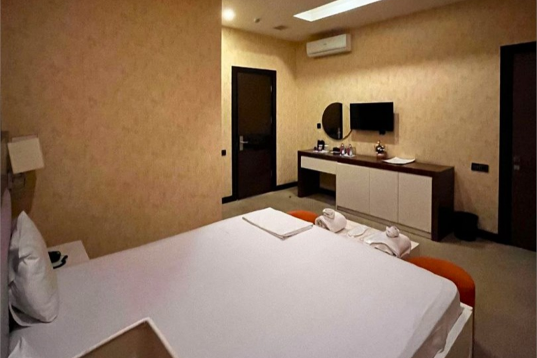 Hillmond Hotel Baku 12/61