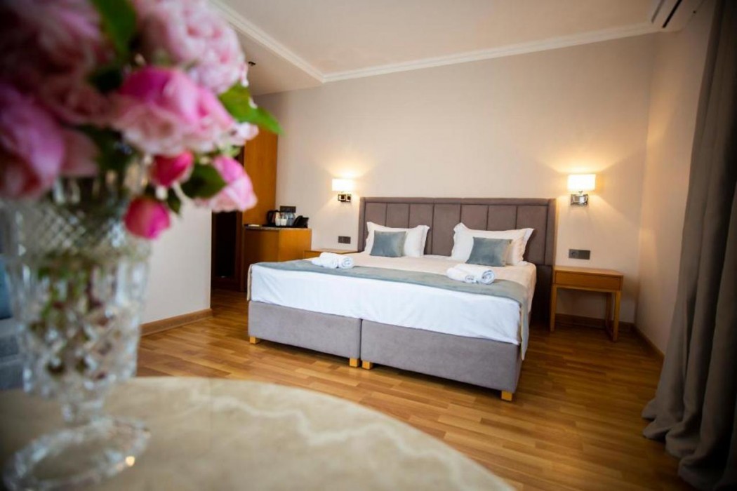 Chveni Ezo Boutique Hotel 12/42