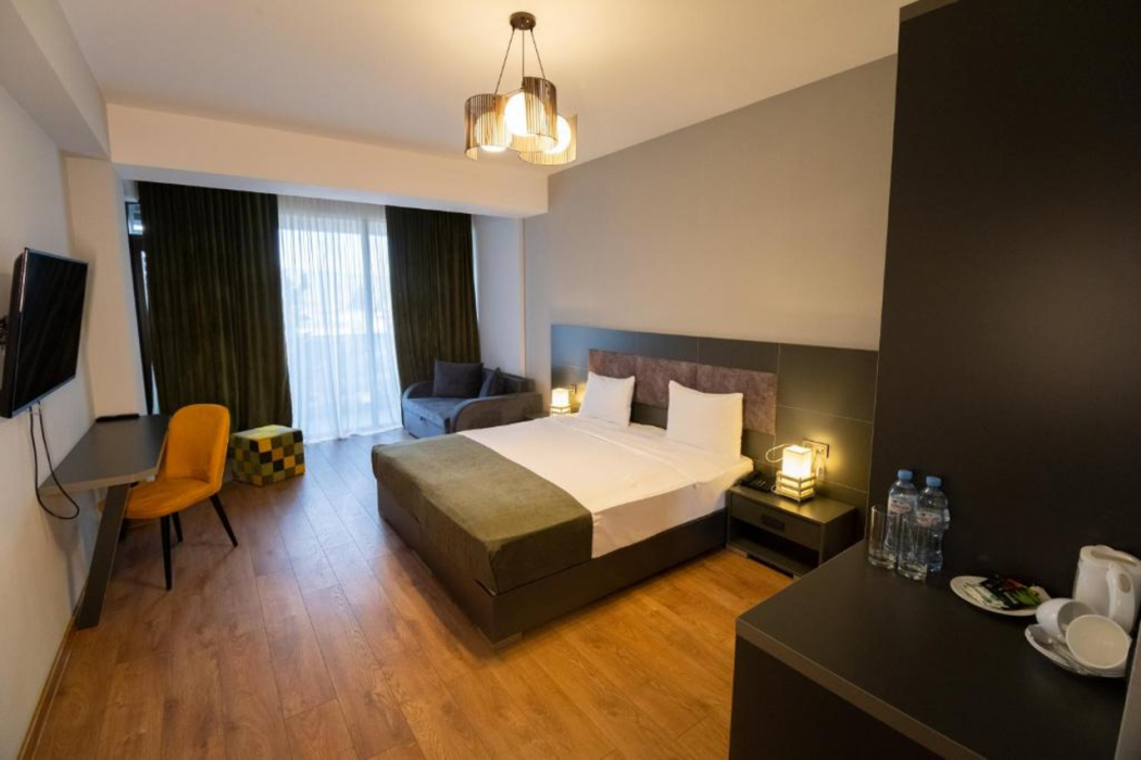 Jazz Hotel 7/42