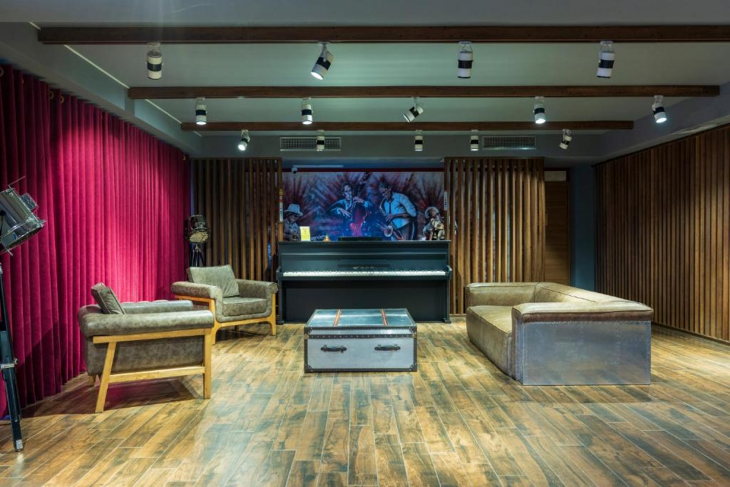 Jazz Hotel 15/42