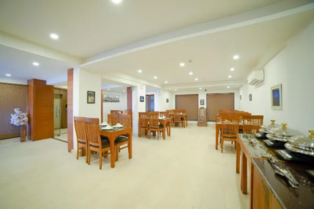 Country Inn Premier Pacific Mall Road Mussoorie 7/60