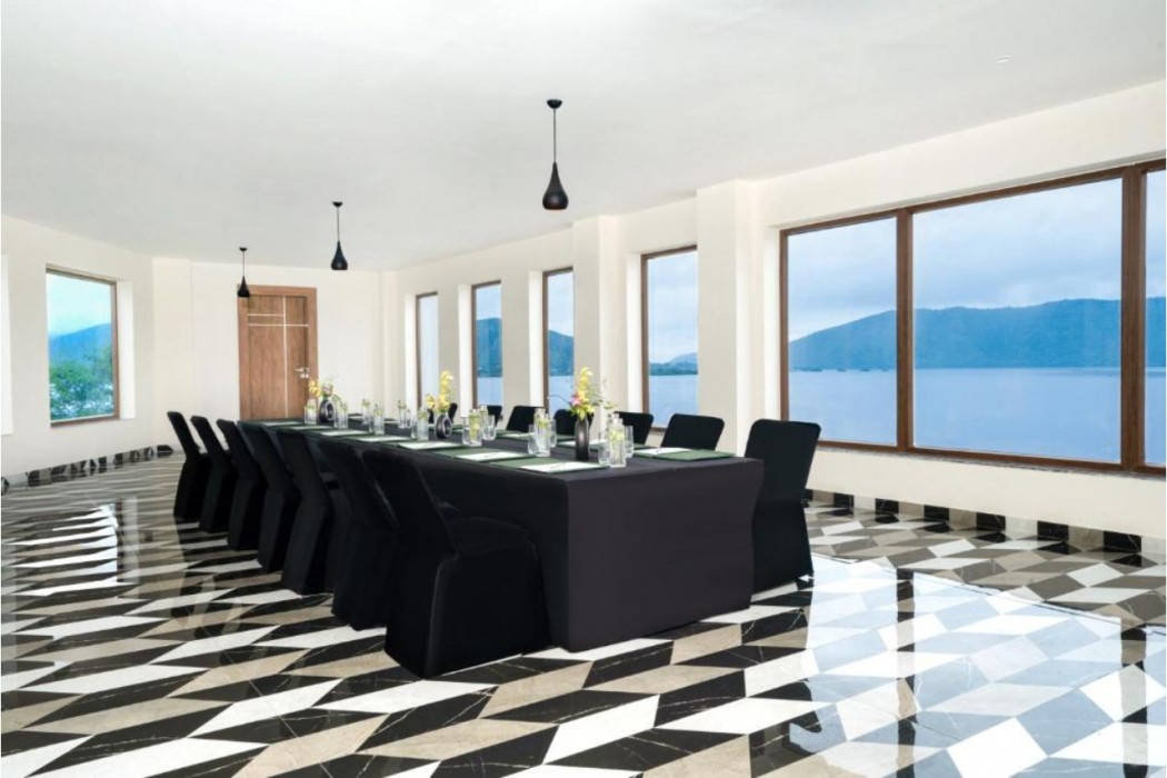 Zana Lake Resort Udaipur 22/53