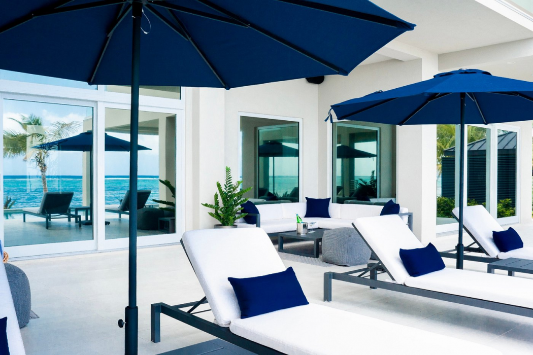 Black Urchin Boutique Resort 34/65