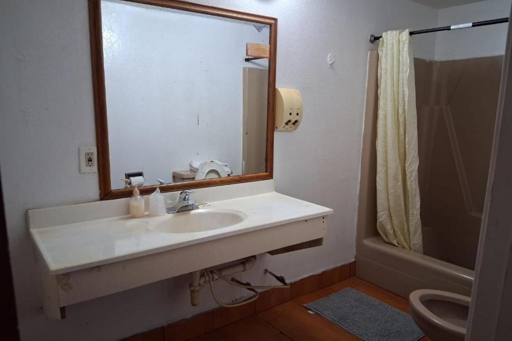 Hotel O Colonial Inn Brownsville Tx 17/45