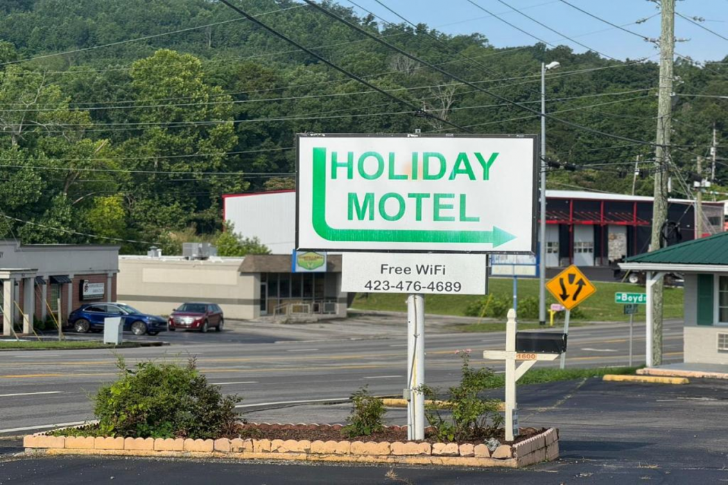 Holiday Motel by Belvilla Cleveland, TN in CLEVELAND - TN