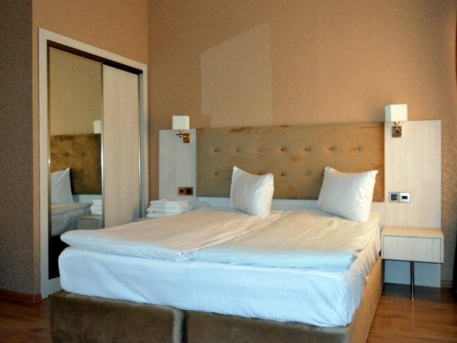 Deluxe Hotel Ganja 9/55
