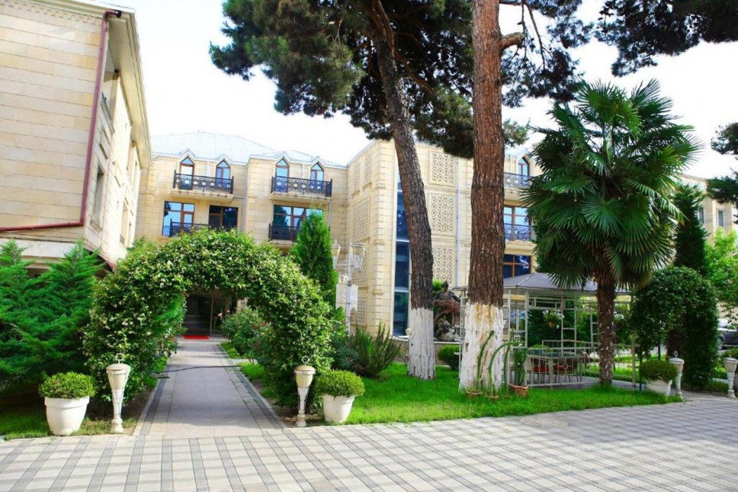 Deluxe Hotel Ganja 1/55