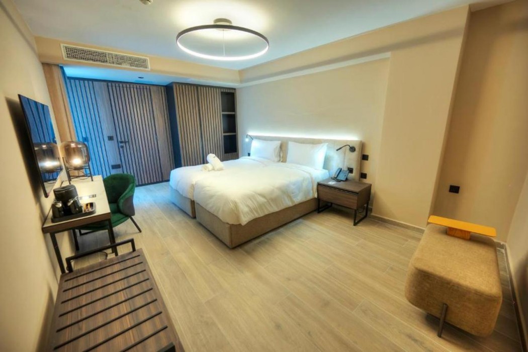 Aste Hotel 6/59