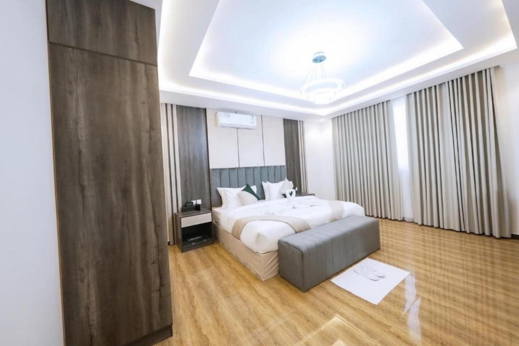 Midtown Majestic Garden Resort 13/59