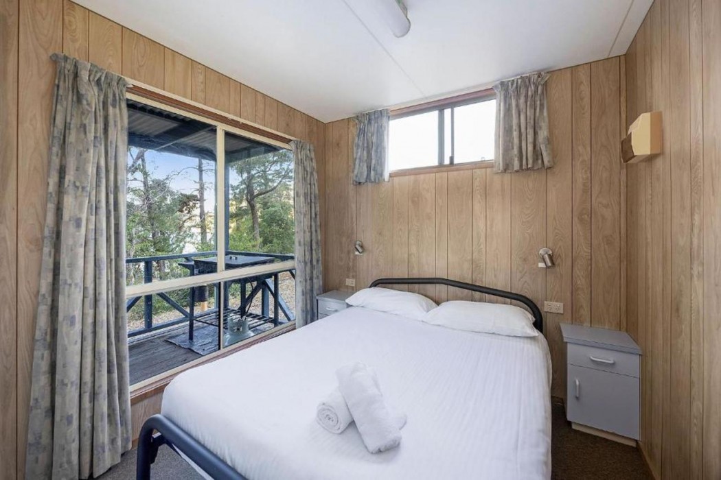 Room at Reflections Holiday Parks Burrinjuck Waters, Burrinjuck