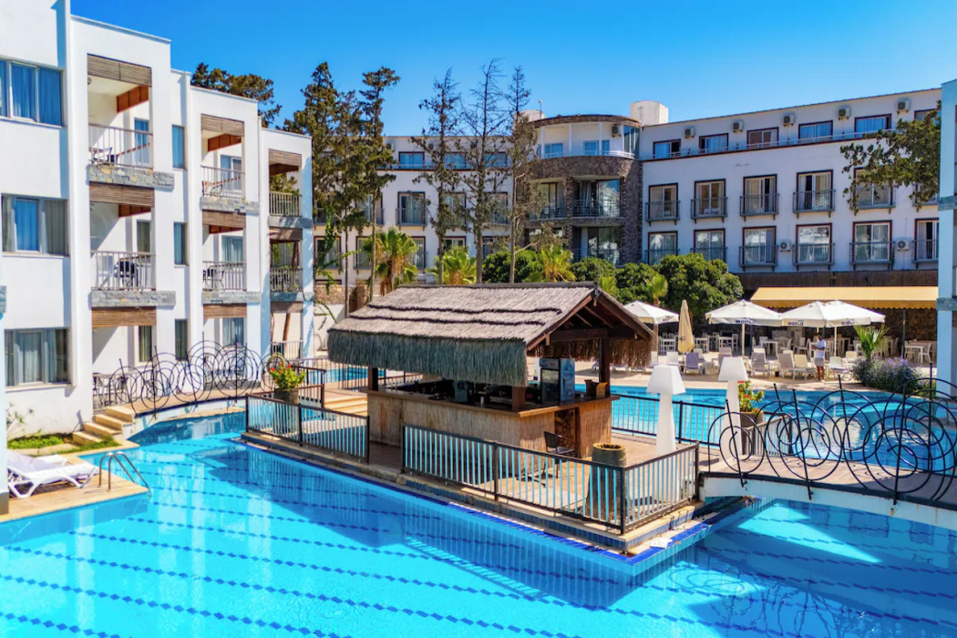 Ladonia Hotels Mio Bianco 6/11