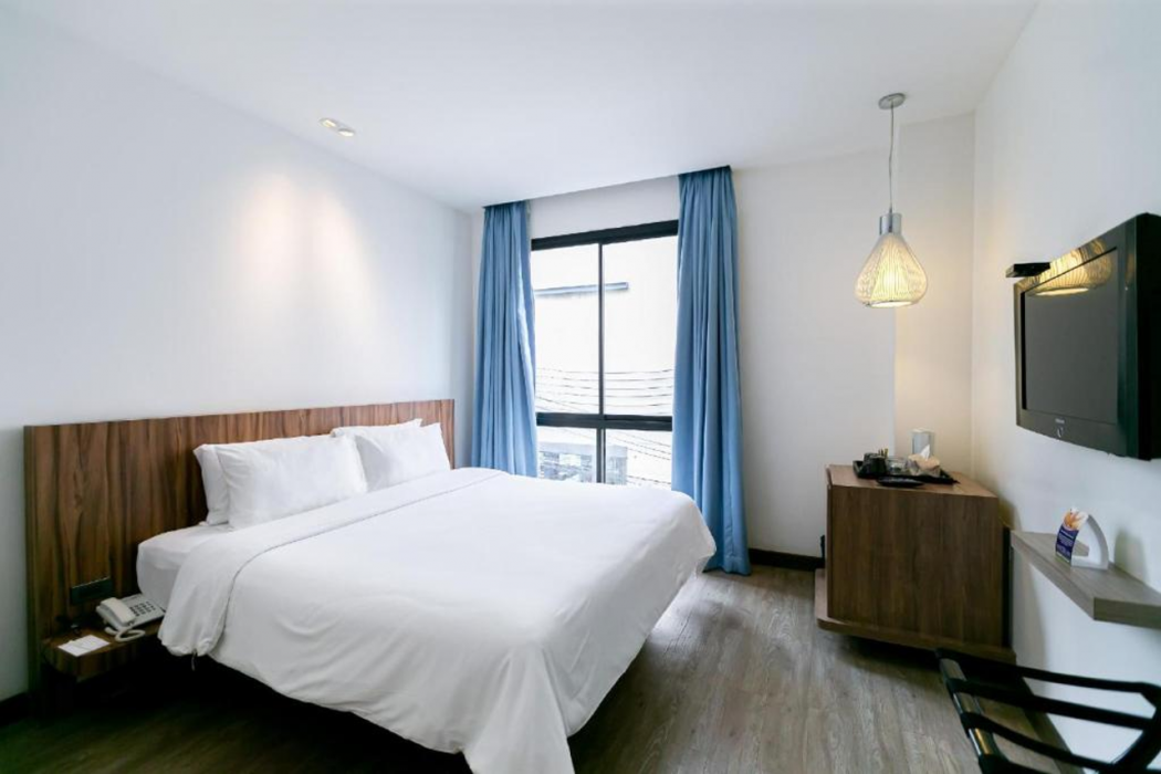 Uno Express Asoke Sukhumvit Bangkok 22/67