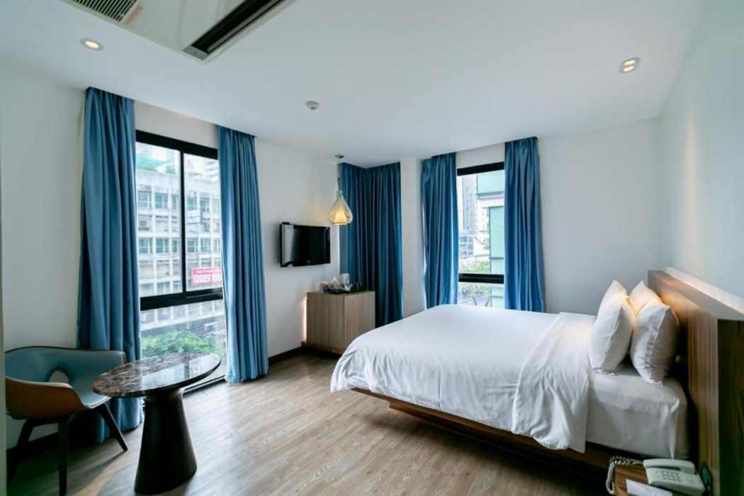 Uno Express Asoke Sukhumvit Bangkok 13/67