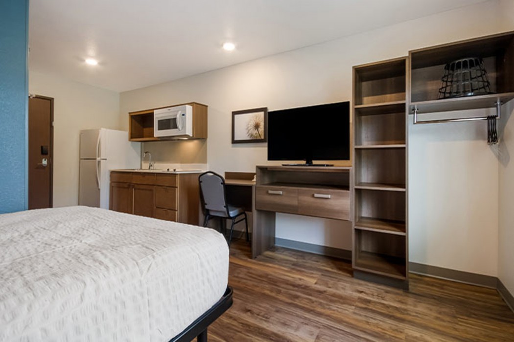Woodspring Suites Panama City Beach 6/11