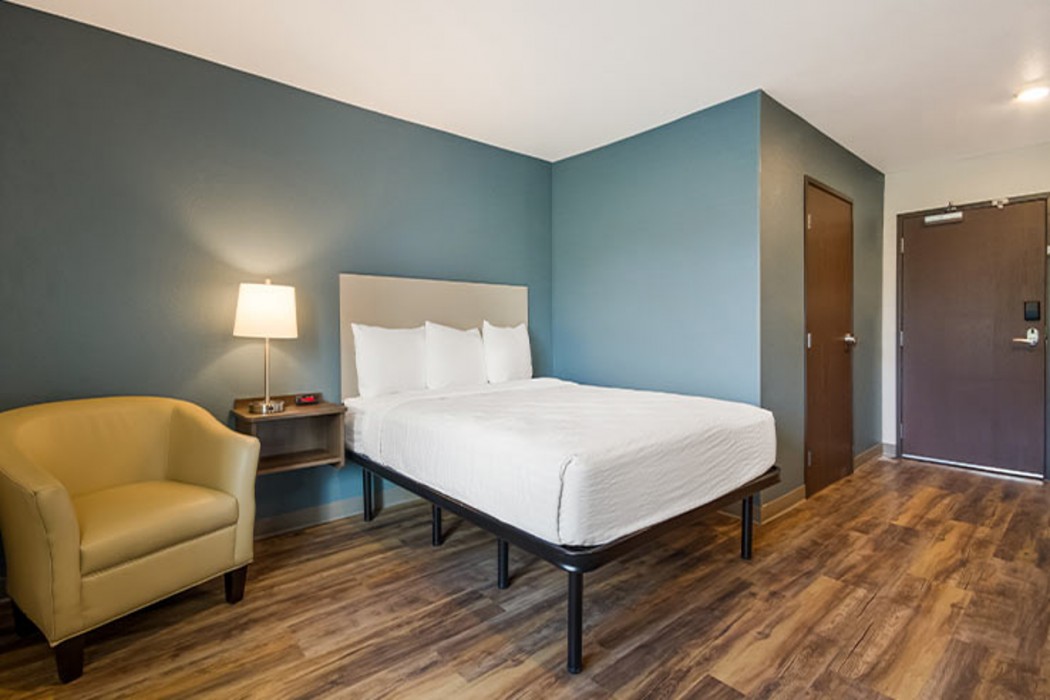 Woodspring Suites Panama City Beach 7/11