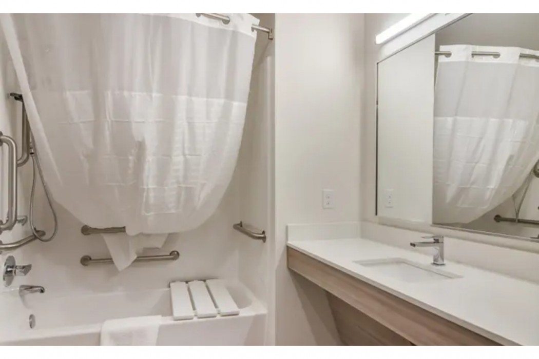 WoodSpring Suites Tacoma - Lakewood 6/16