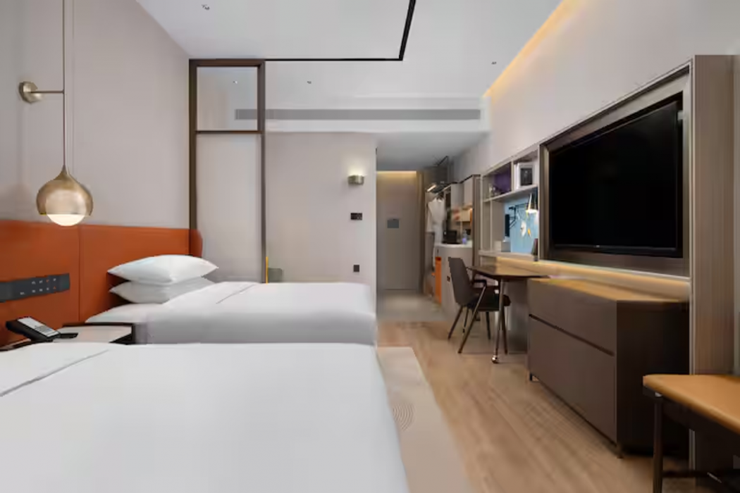 Home2 Suites by Hilton Wuhan Optics Valley 14/60